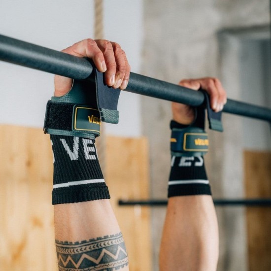 
                                        Quad Ultra Hand Grips VELITES  No Chalk No holes Dark green