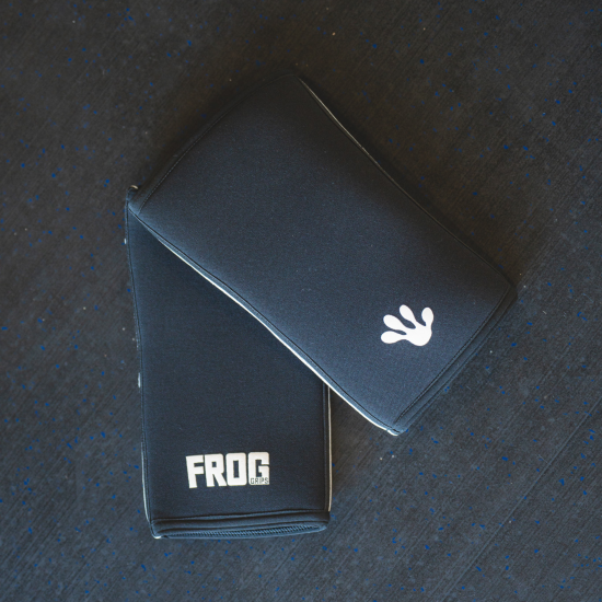 
                                        Set Elite Knee Sleeves 7mm Black – Frog Grips